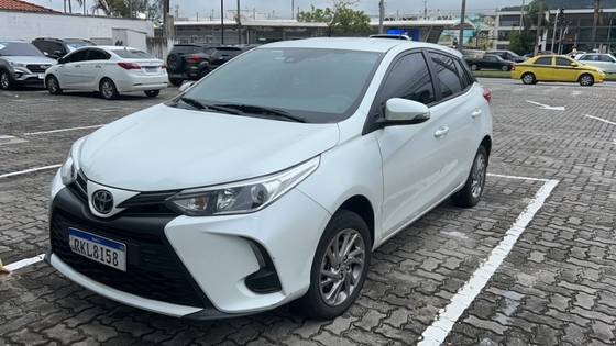 TOYOTA YARIS 1.5 16V FLEX XS CONNECT MULTIDRIVE